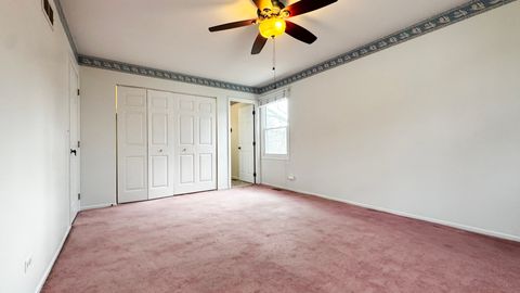 Tiny photo for 28 Montgomery Lane, Vernon Hills, IL 60061 (MLS # 12618708)