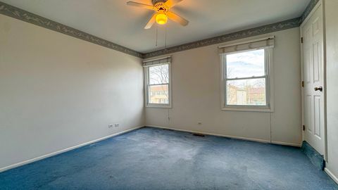 Tiny photo for 28 Montgomery Lane, Vernon Hills, IL 60061 (MLS # 12618708)