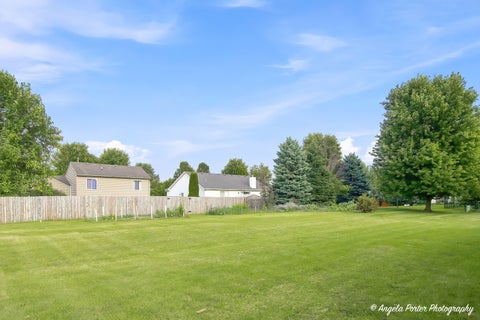 Tiny photo for 610 Cartwright Trail, McHenry, IL 60050 (MLS # 12748531)