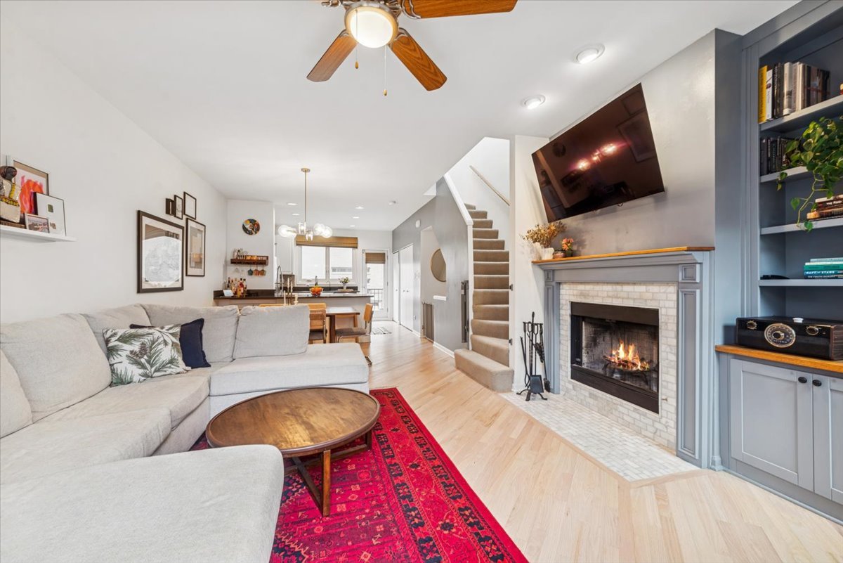 2939 N Honore Street D