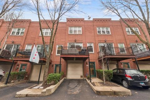 Photo of 2939 N Honore Street #D, Chicago, IL 60657 (MLS # 12539198)