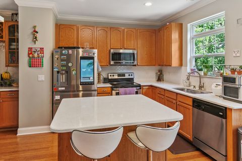 Tiny photo for 5961 Mackinac Lane, Hoffman Estates, IL 60192 (MLS # 12662024)