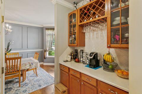 Tiny photo for 5961 Mackinac Lane, Hoffman Estates, IL 60192 (MLS # 12662024)