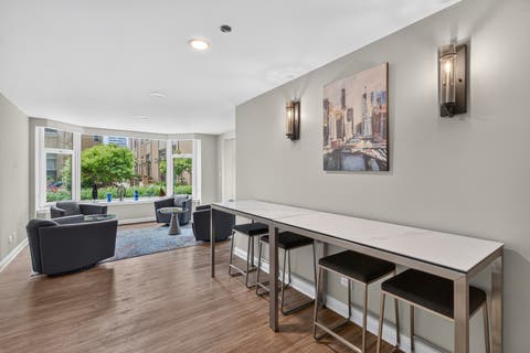 Tiny photo for 25 E Superior Street #1006, Chicago, IL 60611 (MLS # 12692011)