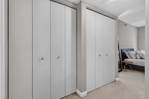 Tiny photo for 25 E Superior Street #1006, Chicago, IL 60611 (MLS # 12692011)