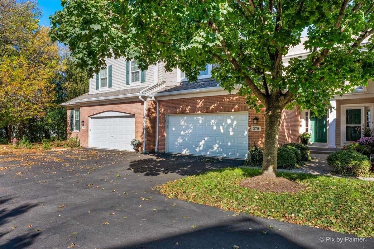 375 WOLCOTT Lane 375