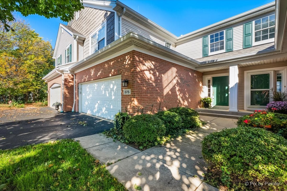 375 WOLCOTT Lane 375