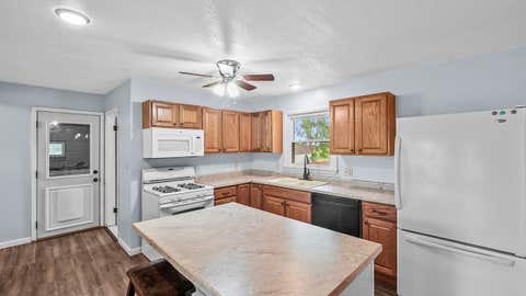 Tiny photo for 10009 Wolf Road, Geneseo, IL 61254 (MLS # 12665542)