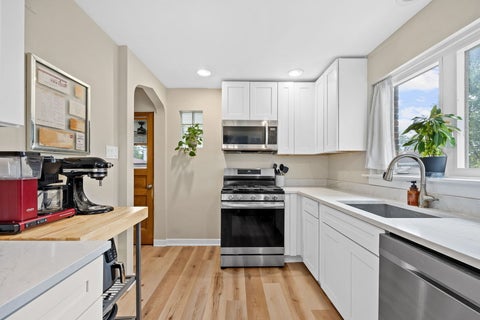 Tiny photo for 3311 Sunnyside Avenue, Brookfield, IL 60513 (MLS # 12629811)