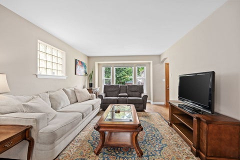 Tiny photo for 3311 Sunnyside Avenue, Brookfield, IL 60513 (MLS # 12629811)