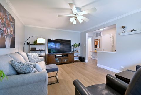 Tiny photo for 799 Brantwood Avenue, Elk Grove Village, IL 60007 (MLS # 12623783)