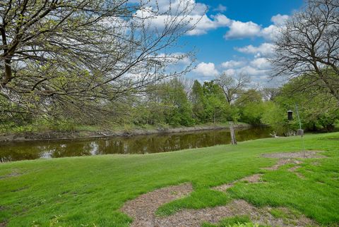 Tiny photo for 799 Brantwood Avenue, Elk Grove Village, IL 60007 (MLS # 12623783)