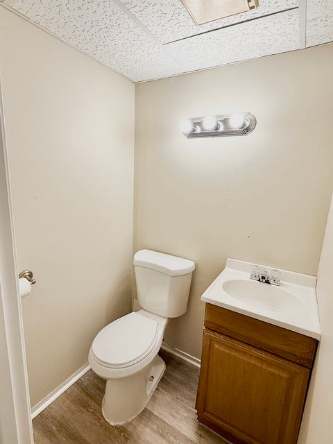 Tiny photo for 16109 Prairie Avenue, South Holland, IL 60473 (MLS # 12521045)