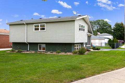 Tiny photo for 501 N Main Street, Lombard, IL 60148 (MLS # 12766938)