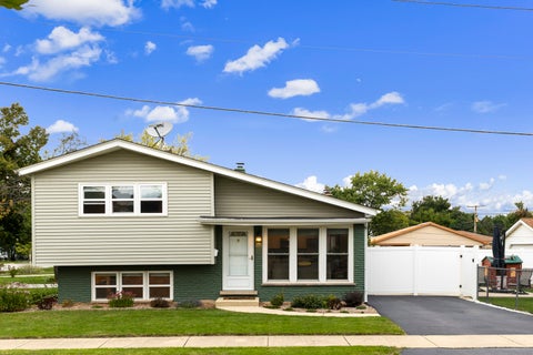 Photo of 501 N Main Street, Lombard, IL 60148 (MLS # 12766938)