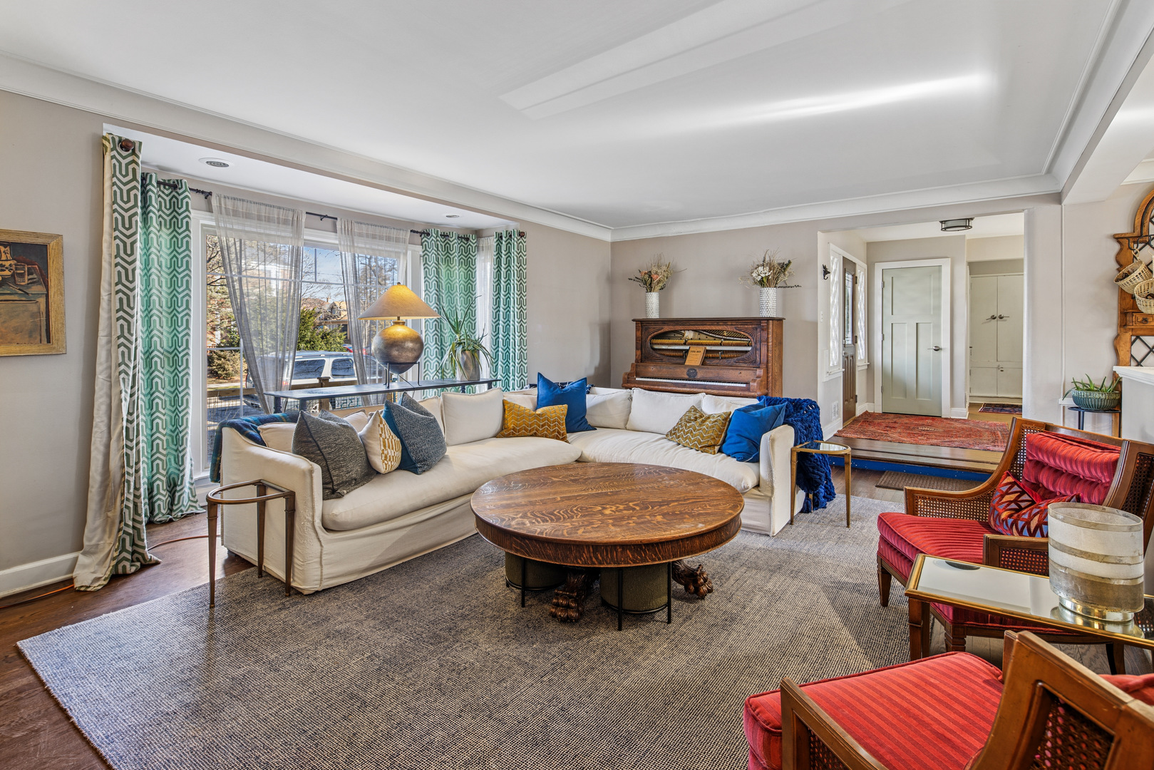 3435 W Ardmore Avenue