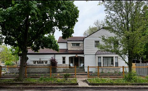 Tiny photo for 3435 W Ardmore Avenue, Chicago, IL 60659 (MLS # 12542830)