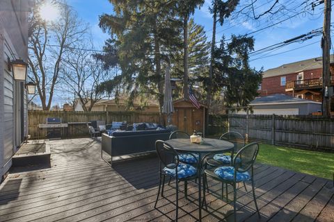 Tiny photo for 3435 W Ardmore Avenue, Chicago, IL 60659 (MLS # 12542830)