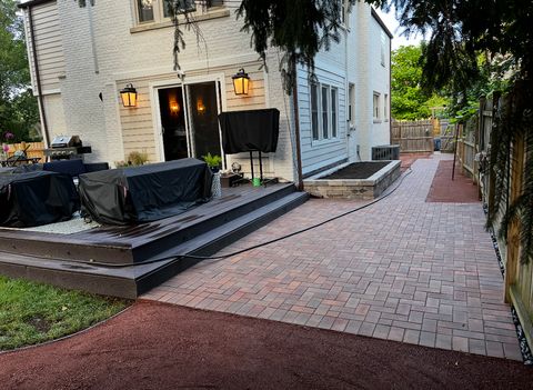 Tiny photo for 3435 W Ardmore Avenue, Chicago, IL 60659 (MLS # 12542830)