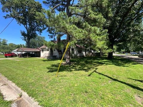 Tiny photo for 1125 S Maple Street, Centralia, IL 62801 (MLS # 12666529)
