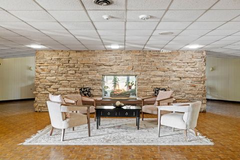 Tiny photo for 5540 Walnut Avenue #4A, Downers Grove, IL 60515 (MLS # 12488387)