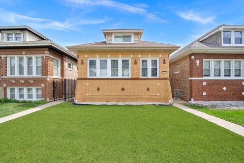 2543 N Newcastle Avenue, Chicago, IL 60707 - #: 12617247