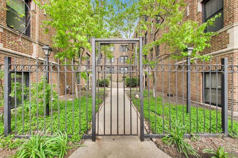 Tiny photo for 1106 W Montana Street #1, Chicago, IL 60614 (MLS # 12646291)