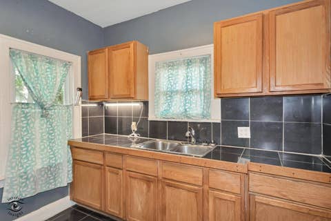 Tiny photo for 850 E Bourbonnais Street, Kankakee, IL 60901 (MLS # 12736887)