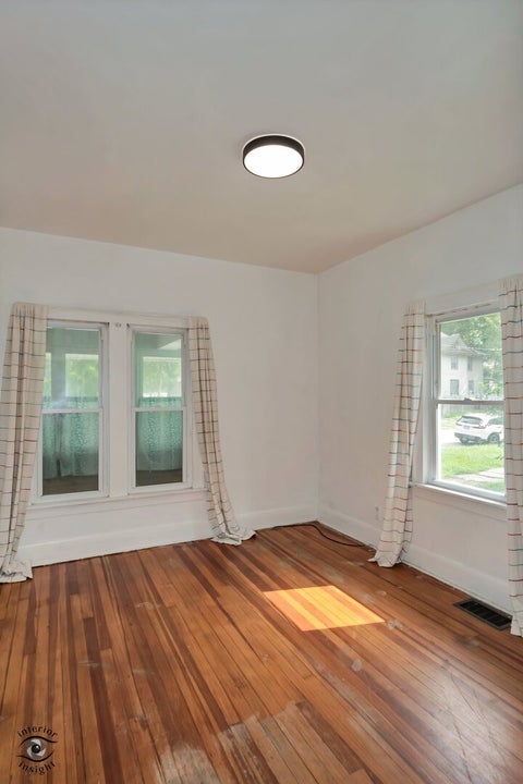 Tiny photo for 850 E Bourbonnais Street, Kankakee, IL 60901 (MLS # 12736887)