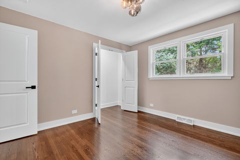 Tiny photo for 2601 W 98th Place, Evergreen Park, IL 60805 (MLS # 12520463)