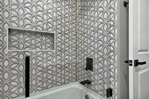 Tiny photo for 2601 W 98th Place, Evergreen Park, IL 60805 (MLS # 12520463)