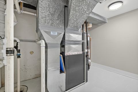 Tiny photo for 2601 W 98th Place, Evergreen Park, IL 60805 (MLS # 12520463)