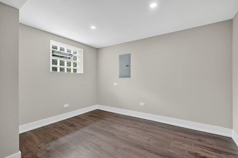 Tiny photo for 2601 W 98th Place, Evergreen Park, IL 60805 (MLS # 12520463)