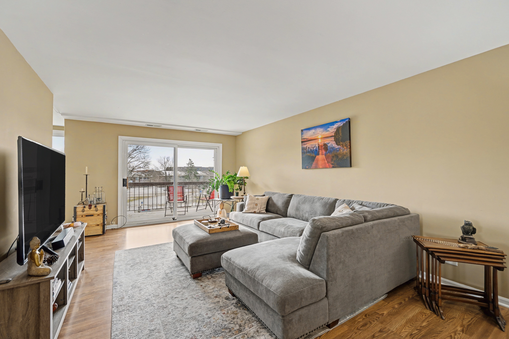 450 Raintree Court 3B