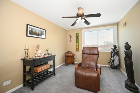 Tiny photo for 450 Raintree Court #3B, Glen Ellyn, IL 60137 (MLS # 12583109)