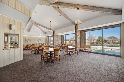 Tiny photo for 450 Raintree Court #3B, Glen Ellyn, IL 60137 (MLS # 12583109)