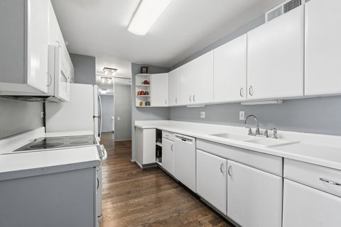 Tiny photo for 330 W DIVERSEY Parkway #1702, Chicago, IL 60657 (MLS # 12587655)