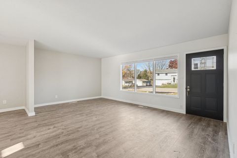 Tiny photo for 2413 Country Lane, McHenry, IL 60051 (MLS # 12571663)