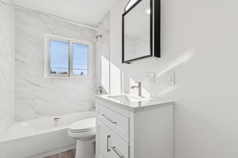 Tiny photo for 2413 Country Lane, McHenry, IL 60051 (MLS # 12571663)