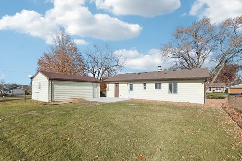 Tiny photo for 2413 Country Lane, McHenry, IL 60051 (MLS # 12571663)