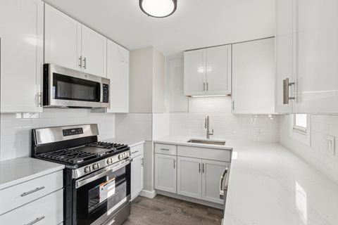 Tiny photo for 2413 Country Lane, McHenry, IL 60051 (MLS # 12571663)