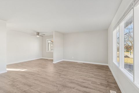 Tiny photo for 2413 Country Lane, McHenry, IL 60051 (MLS # 12571663)