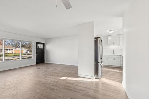 Tiny photo for 2413 Country Lane, McHenry, IL 60051 (MLS # 12571663)