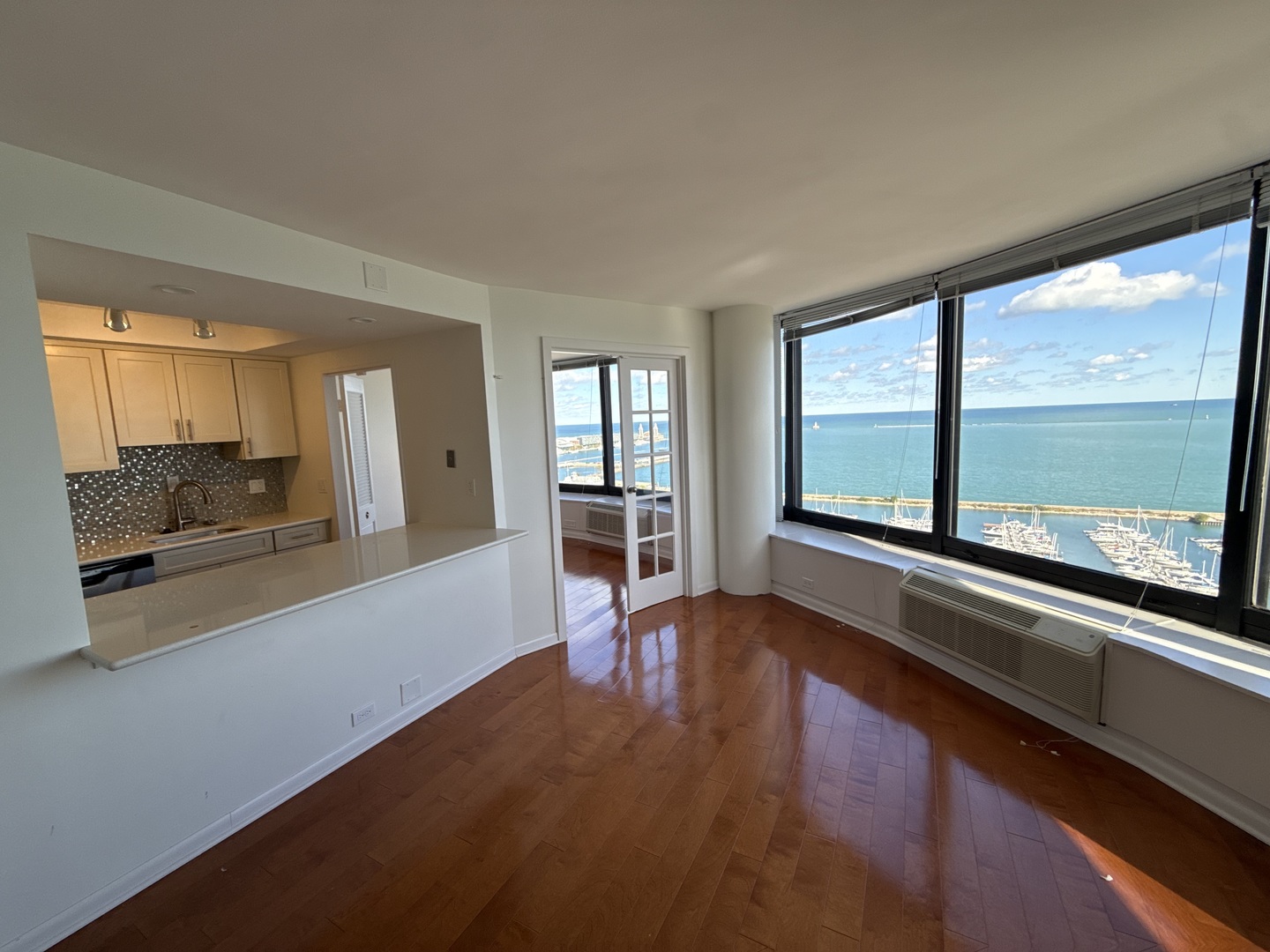 155 N HARBOR Drive 1609