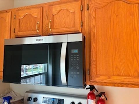 Tiny photo for 90 S 6th Avenue #209, La Grange, IL 60525 (MLS # 12524051)