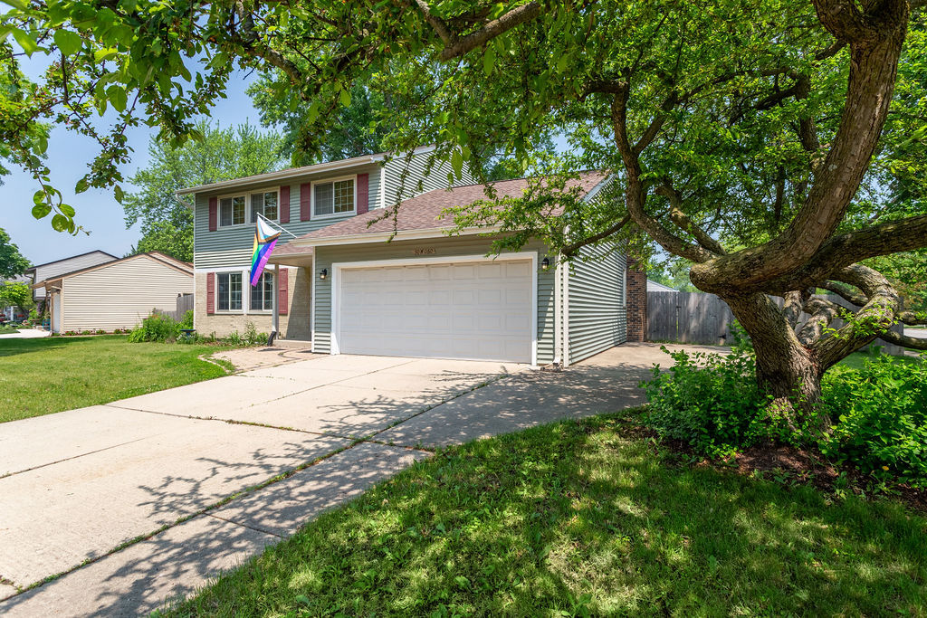 30W060 Avondale Court