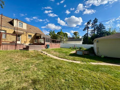 Tiny photo for 518 Clark Street, Elgin, IL 60123 (MLS # 12479933)