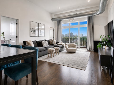 Tiny photo for 1225 W MORSE Avenue #511, Chicago, IL 60626 (MLS # 12717221)
