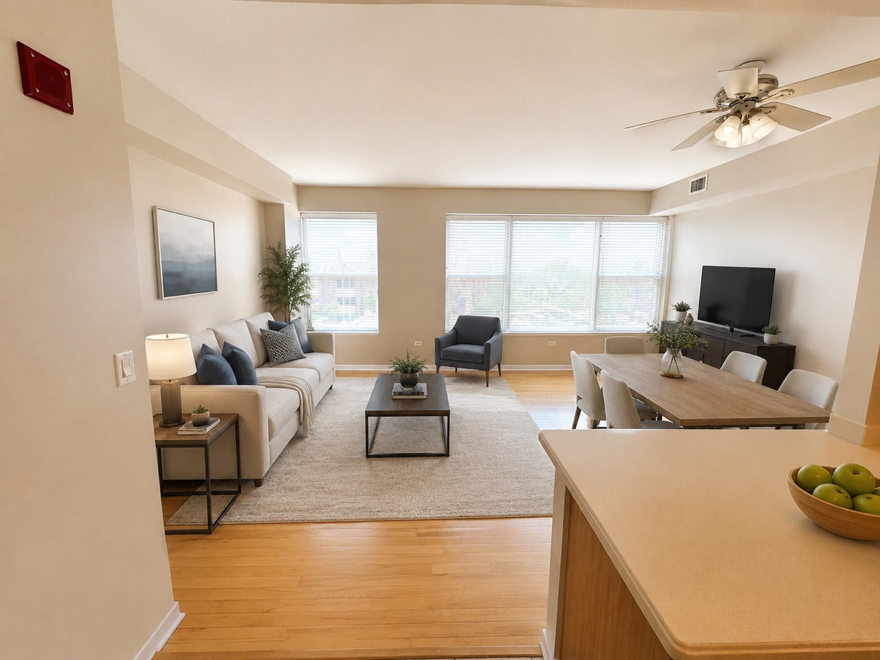 77 S Evergreen Avenue 407