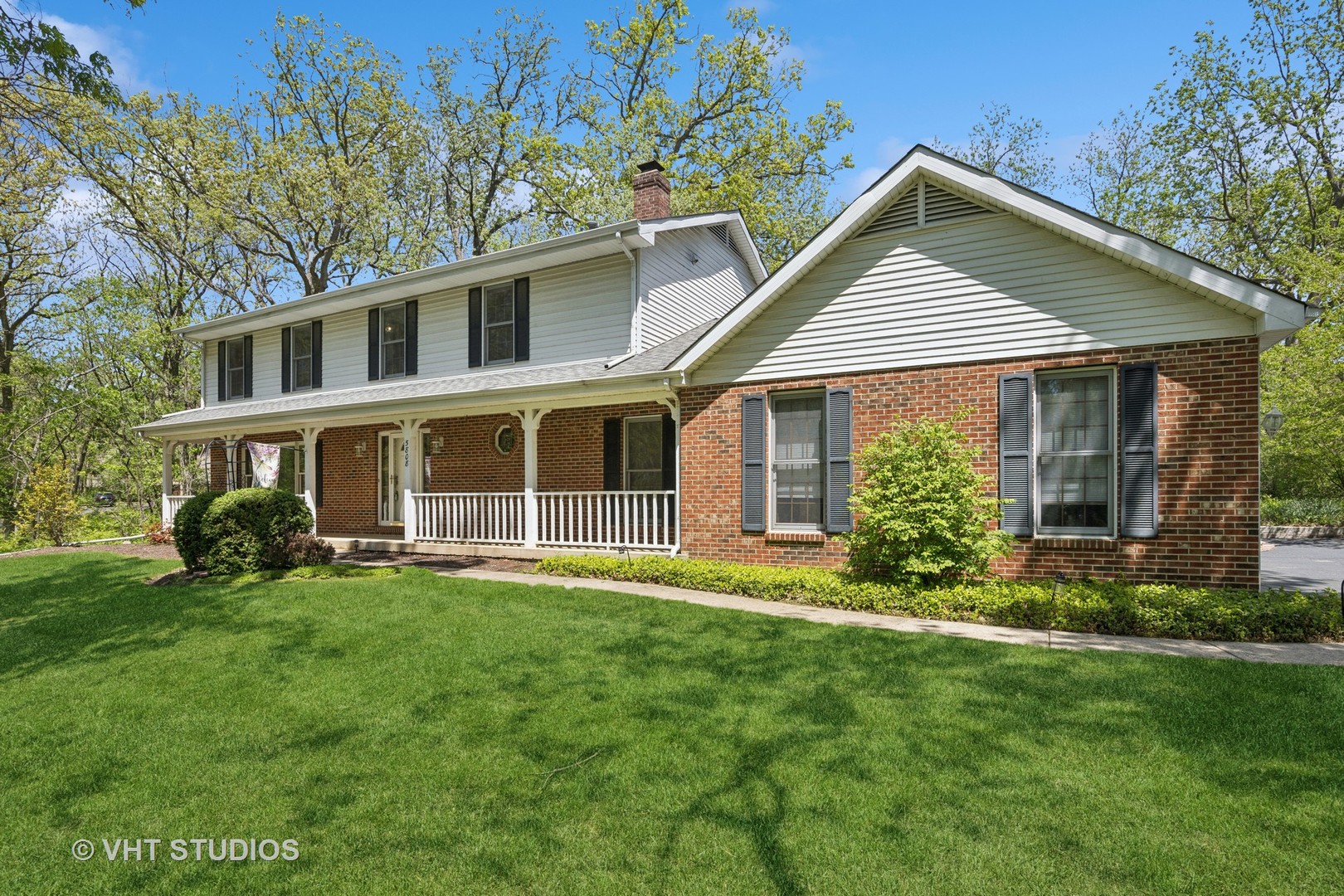 5808 AMHERST Court